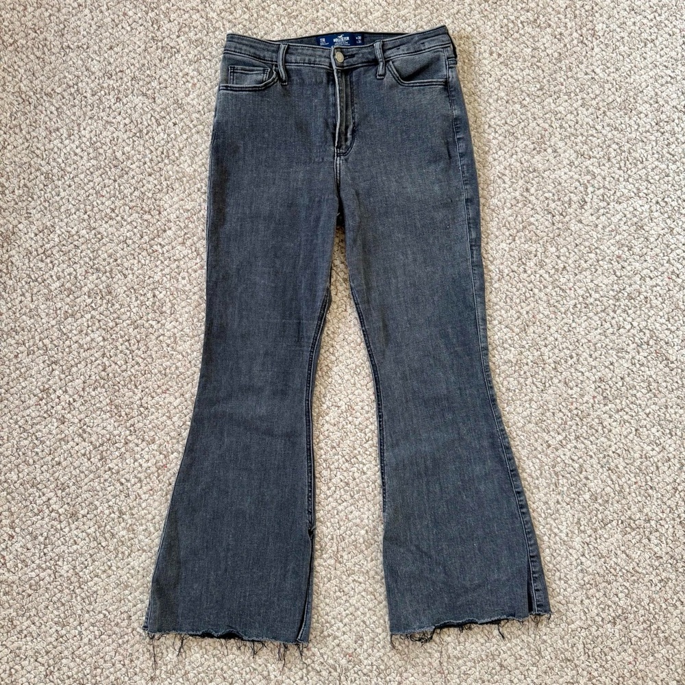 Hi Rise Super Flare Jeans - Hollister
